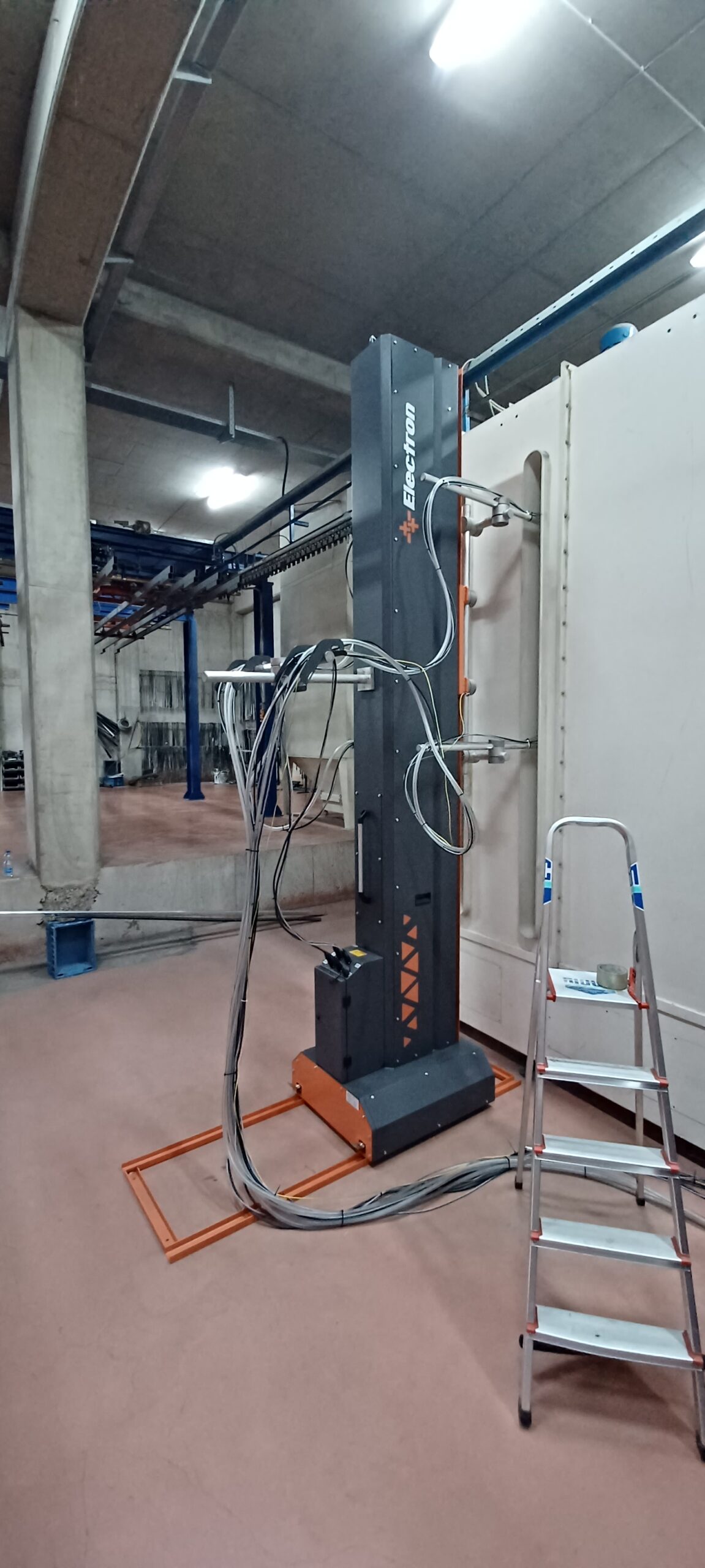 Robot za automatsko farbanje (3)